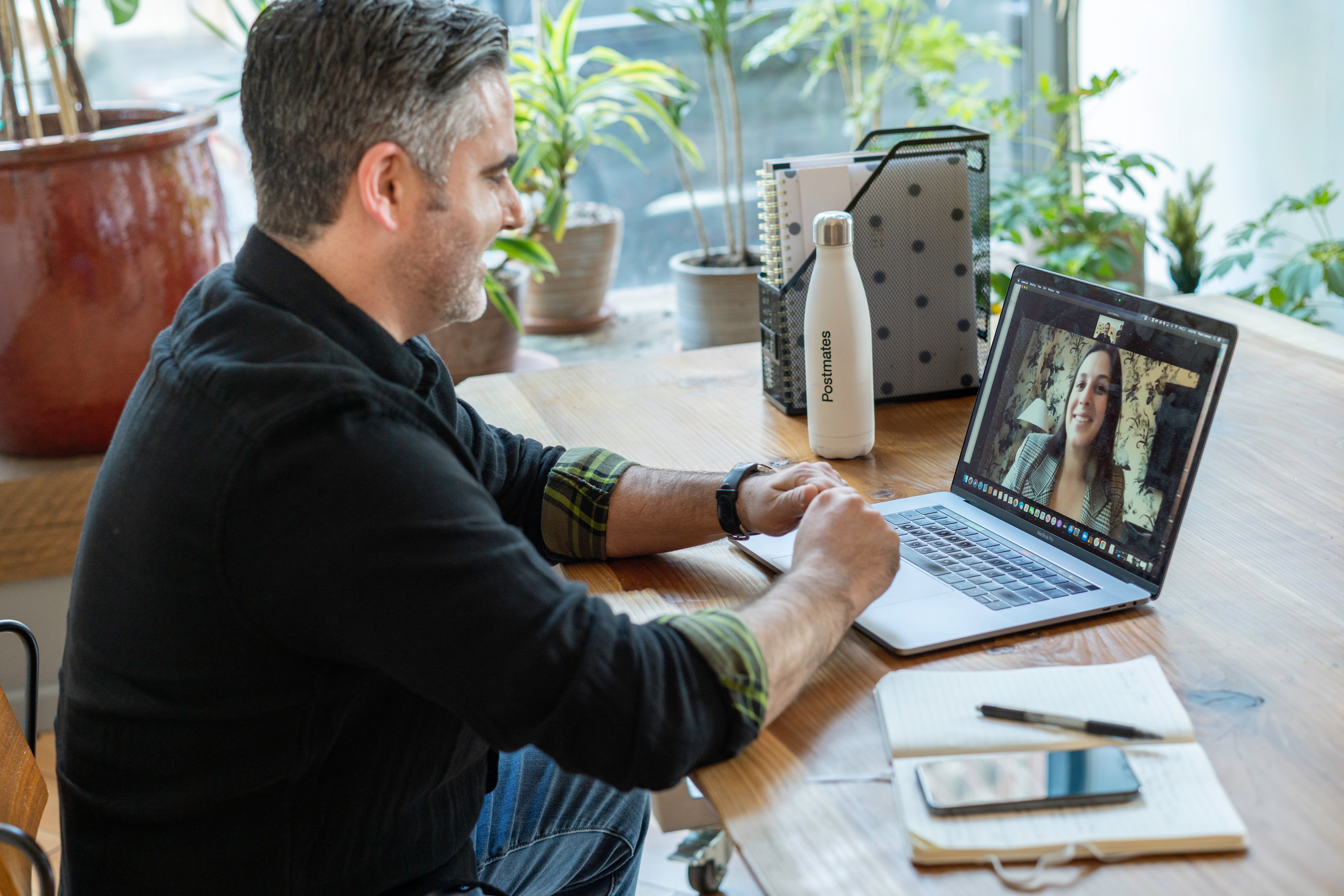 cara membuat zoom meeting di hp sebagai host
